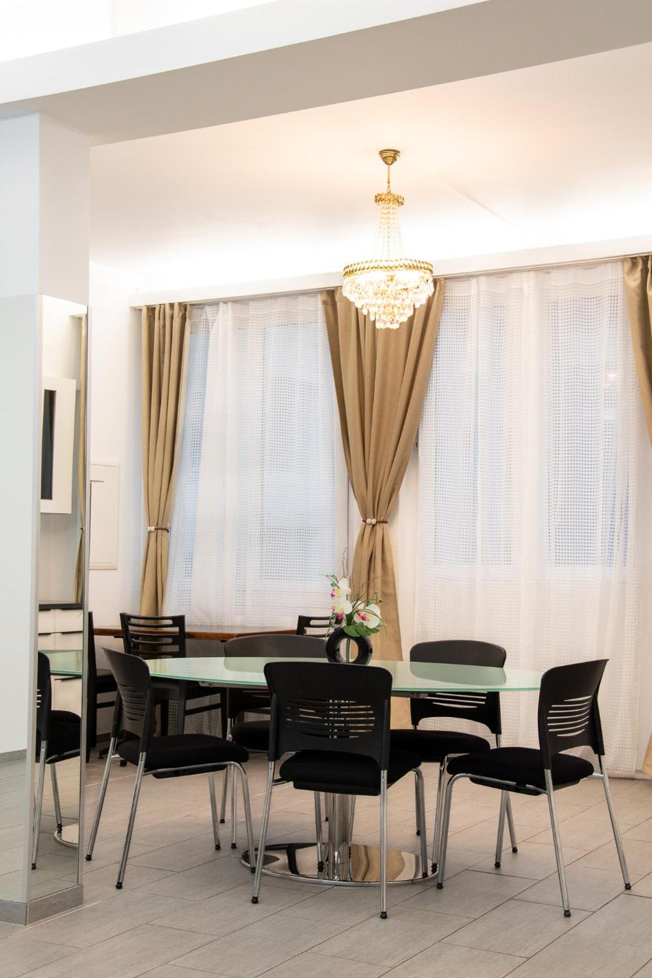 Guest Rooms Diamant Biel/Bienne Экстерьер фото
